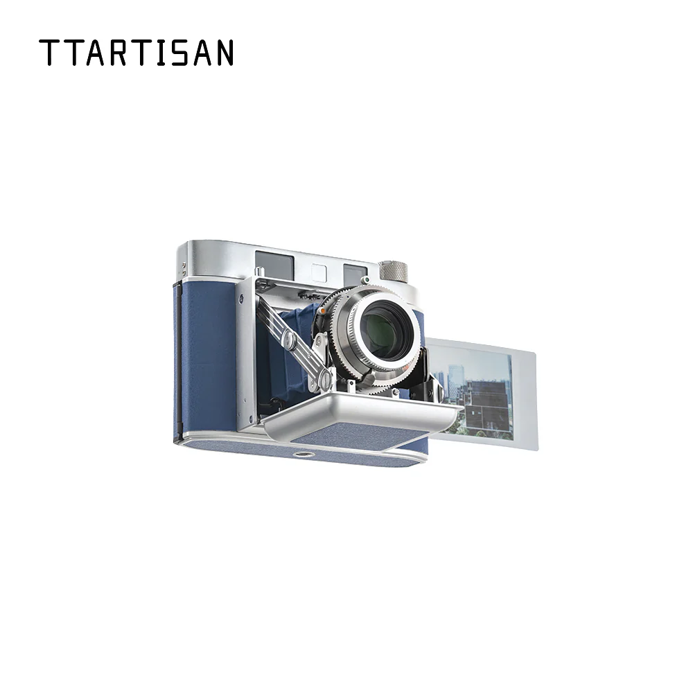 203T Folding Instant Camera - Image 4