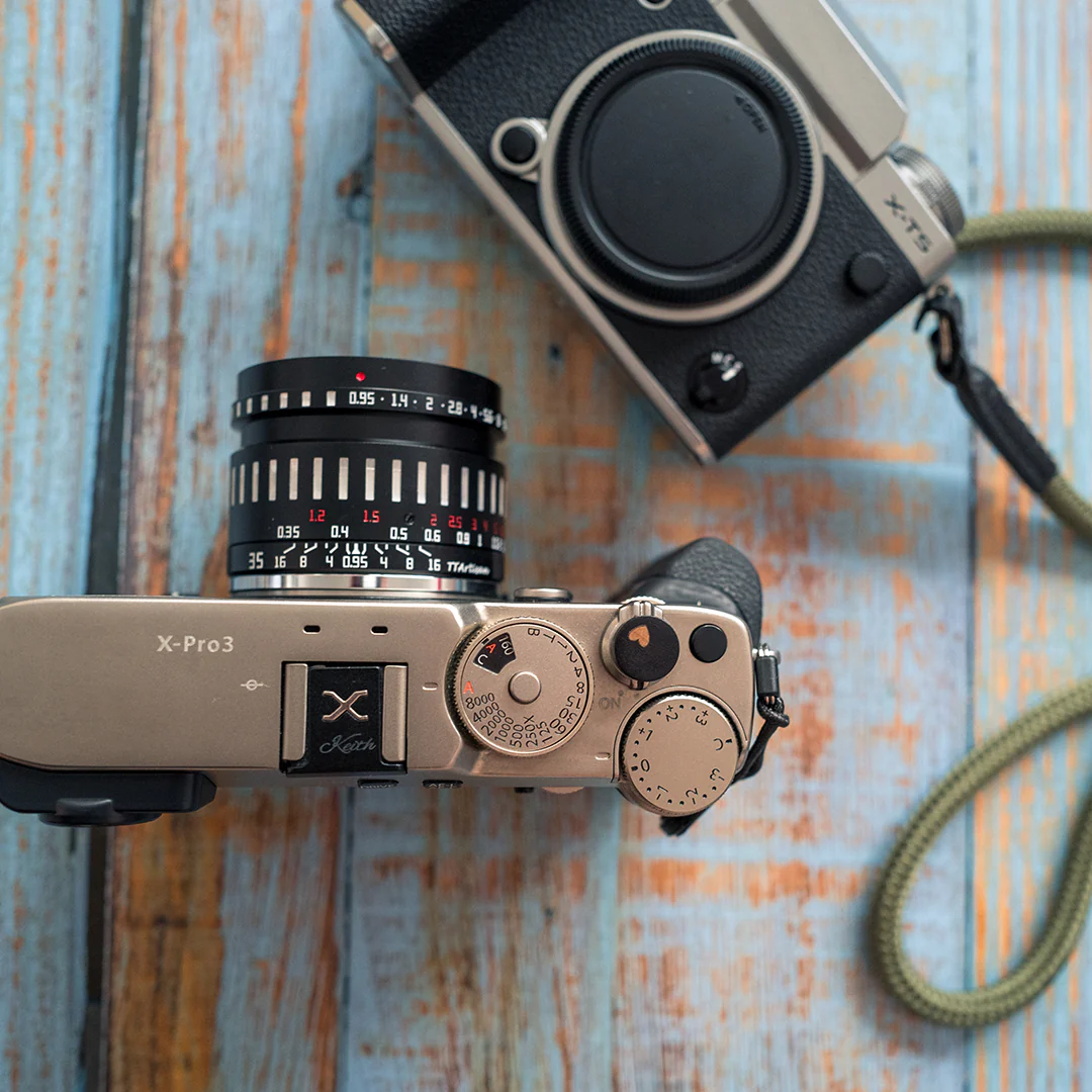 APS-C 35mm F0.95 - Image 4