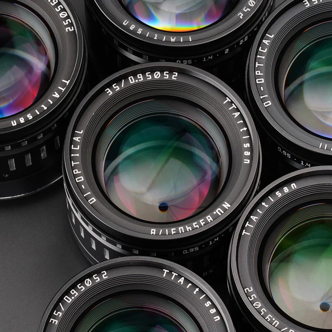 APS-C 35mm F0.95 - Image 8