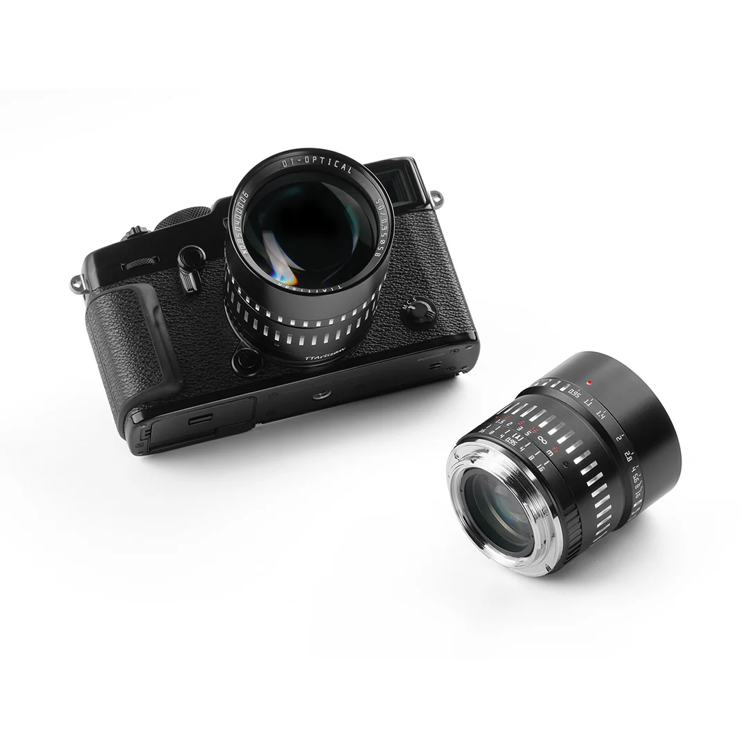 APS-C 50mm F0.95 - Image 3
