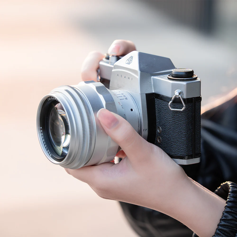 TTArtisan 75mm F1.5 Swirly Bokeh - Image 2