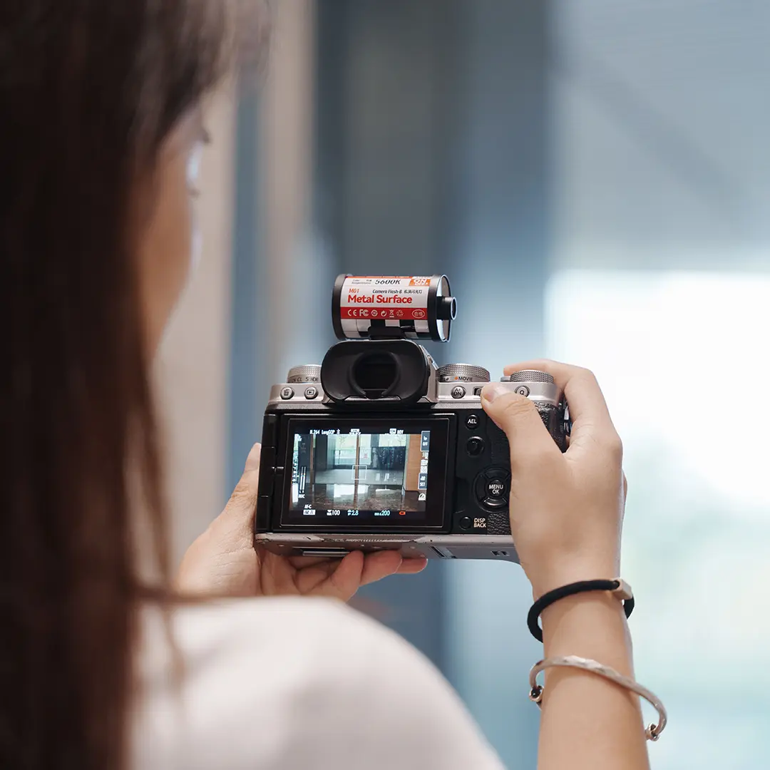 TTArtisan On-Camera Flash & Wireless Trigger - Image 3